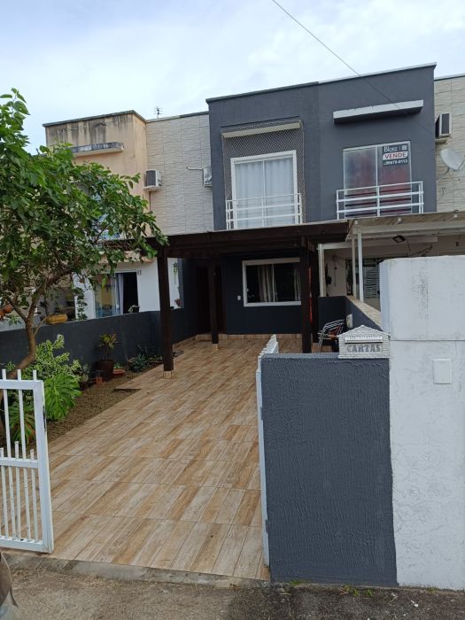 Sobrado - Venda - Ingleses do Rio Vermelho - Florian�polis - SC
