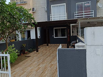 Sobrado Excelente Custo-Benef�cio integrado a natureza