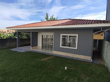 CASA 02 QUARTOS COM AMPLO QUINTAL