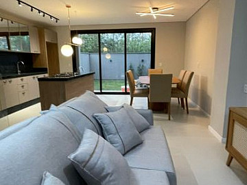 Casa 2 Dormit�rios para Venda nos Ingleses, Florian�polis
